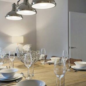 Casa | 7 habitaciones, escritorio y internet