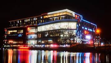 Rumah | 7 kamar tidur, meja kerja, dan internet