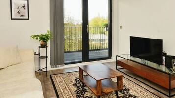 Apartment | 2 bedrooms, Internet