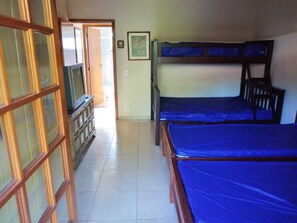4 bedrooms, WiFi