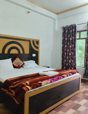Free WiFi - Hotel SSB Trees Of Heaven (Dhanaulti)