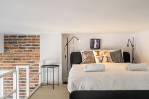 1 habitación, tabla de planchar con plancha y wifi gratis 