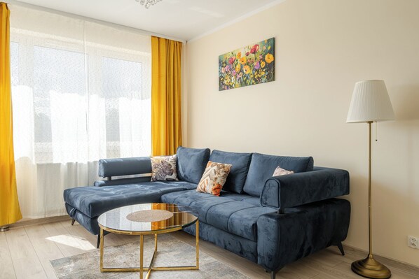 Superior Apartment, Balcony | Living room | 37-inch flat-screen TV with digital channels - RentPlanet - Apartamenty Miedziana (Wroclaw)