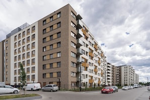 Front of property - RentPlanet - Apartamenty Miedziana (Wroclaw)