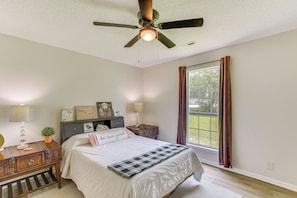 House (3 Bedrooms) | Interior - Expansive Florence Home ~ 6 Mi to Downtown! (Florence)