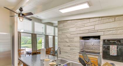 Expansive Florence Home ~ 6 Mi to Downtown!