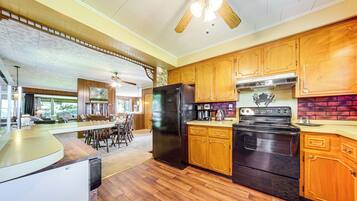บ้านพัก (4 Bedrooms) | ภายใน