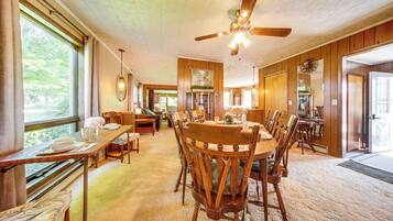 منزل (4 Bedrooms) | المنشأة من الداخل