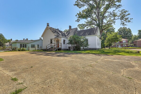 House (3 Bedrooms) | Interior - Jackson Family Home ~ 5 Mi to Downtown! (Jackson)