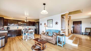 House (1 Bedroom) | Interior