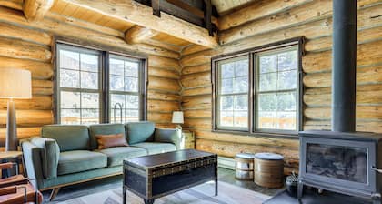 Riverfront Montana Log Cabin w/ Mountain Views!