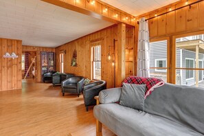 Stuga (2 Bedrooms) | Interiör
