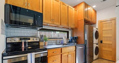 Caddie St #A xxxxxxx