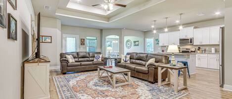 House (4 Bedrooms) | Interior