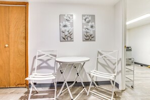 Apartment (1 Bedroom) | Bahagian dalam