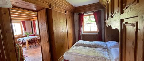 Apartment, Balcony, Mountain View | Wi-fi percuma