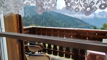 Apartment, Balkon, Bergblick | Innenbereich