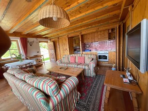 Apartment, Balcony, Mountain View | Living area - PLOSE Parkhotel & Residence (Bressanone)
