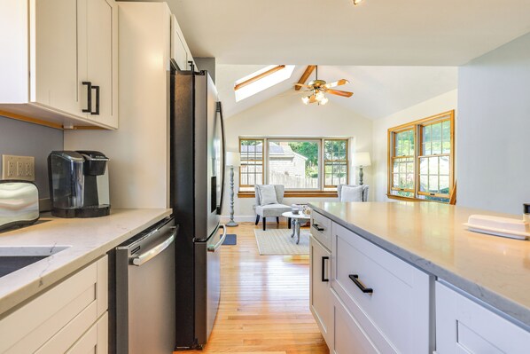 House (2 Bedrooms) | Interior - 3 Mi to Beaches: South Yarmouth Gem w/ Game Room (South Yarmouth)