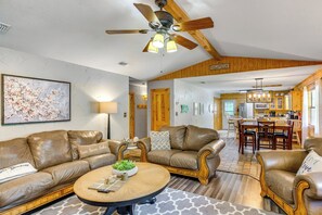 House (2 Bedrooms) | Interior