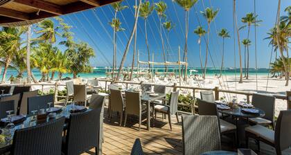 Corte Sea C101LO_200Mbps_Pool_Gym_Walk to Beach!