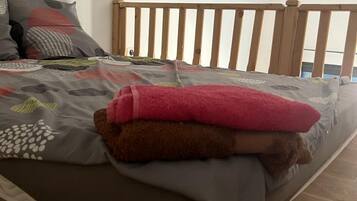 2 chambres, fer et planche à repasser, Wi-Fi, literie fournie