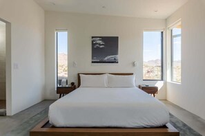 3 bedrooms, iron/ironing board, travel cot, WiFi