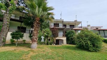 House, Accessible, Smoking | 3 bilik tidur