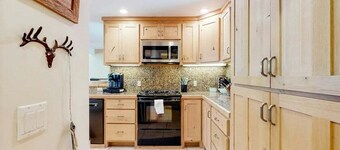 Hot Tub, Dog Friendly, Great Location