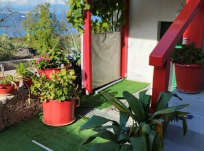 Apartment (Apartment Dario Šolta - Two Bedroom ) | Garden - Apartment Dario Šolta (Solta)