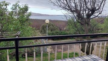 Casa (Holiday Home Marina - Two Bedroom Hol) | Exterior