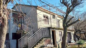 Rumah (Holiday Home Marina - Two Bedroom Hol) | Eksterior