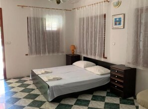 Apartment (Apartments Ata - Two Bedroom Apartmen) | 6 bedrooms, cribs/infant beds, free WiFi - Apartments Ata (Razanac)