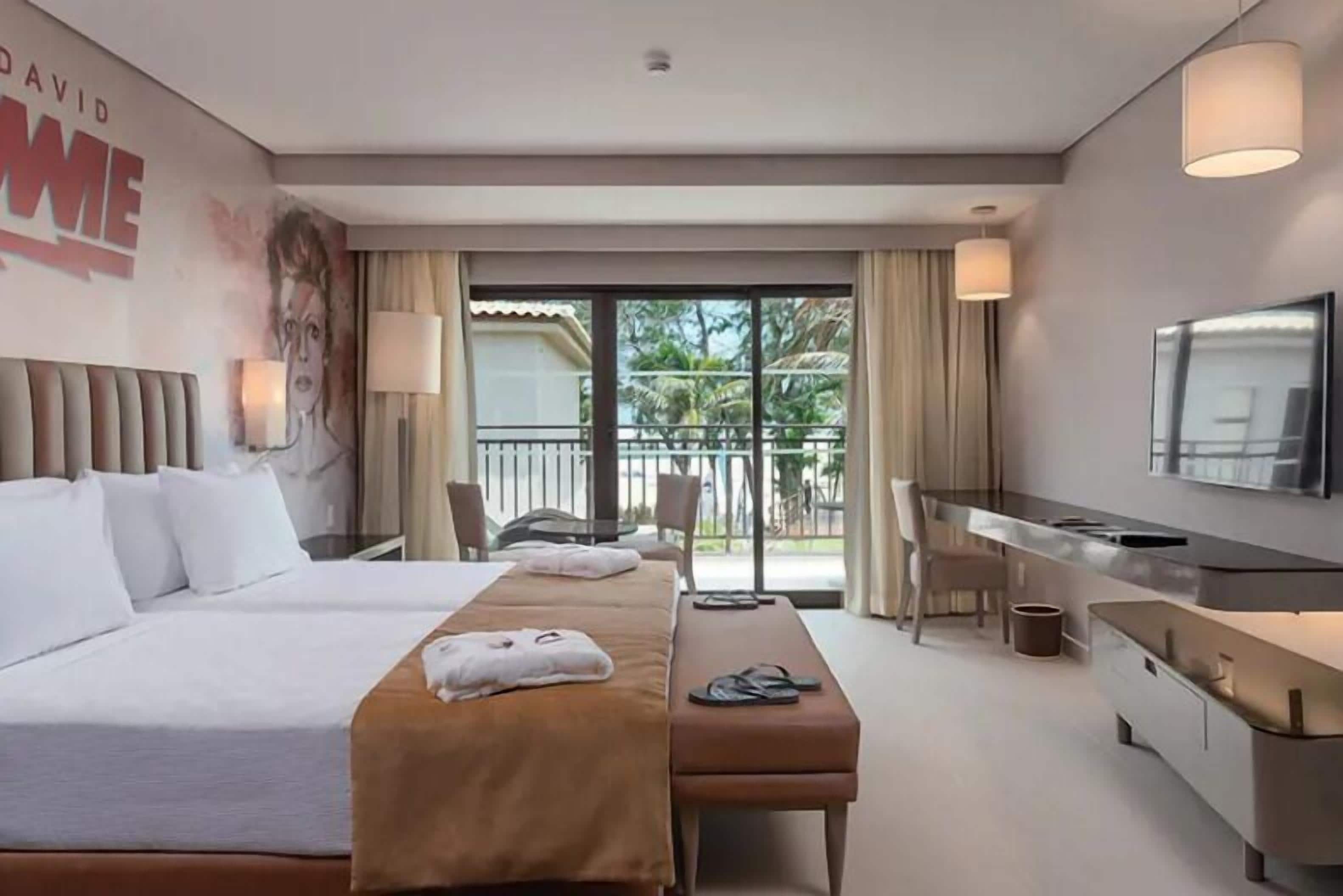 In-room safe, free WiFi, bed sheets