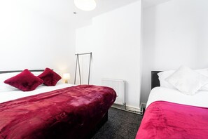 บ้านพัก | 2 ห้องนอน, เตารีด/โต๊ะรีดผ้า, Wi-Fi ฟรี, ผ้าปูที่นอน