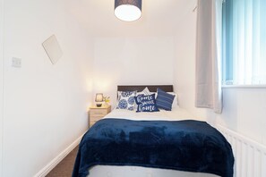 House - 2 Bed-sleeps 4-private Garden- Free Parking (Birmingham)