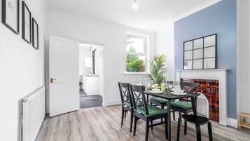House | Dining