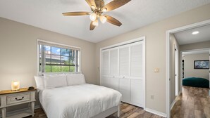 3 bedrooms, desk, iron/ironing board, WiFi