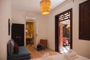 6 多间卧室、WiFi、床单