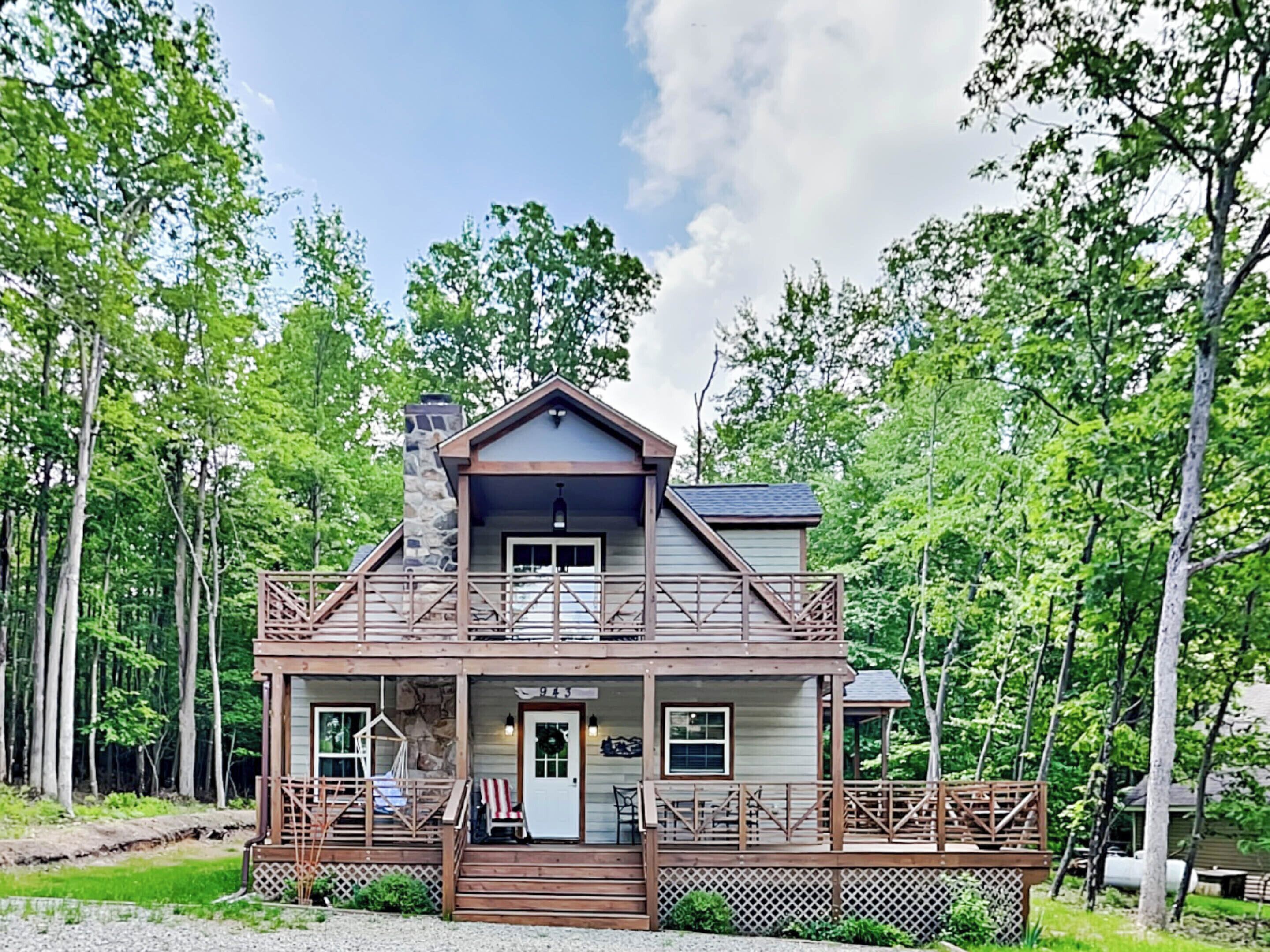 Paradise Getaway | New Build with Serene Wooded Views