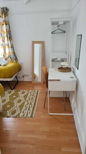 2 bedrooms, desk, iron/ironing board, travel cot