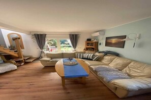 Smart-TV, peis og bordtennis