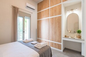 3 soverom, skrivebord, reiseseng for barn og wi-fi (inkludert)