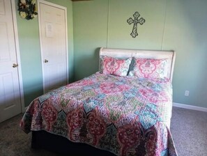 2 bedrooms, in-room safe, WiFi, bed sheets