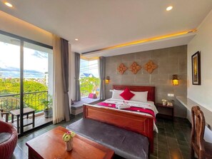 客房內保險箱、隔音、免費無線上網