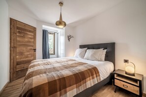 2 quartos, Wi-Fi de cortesia, roupa de cama
