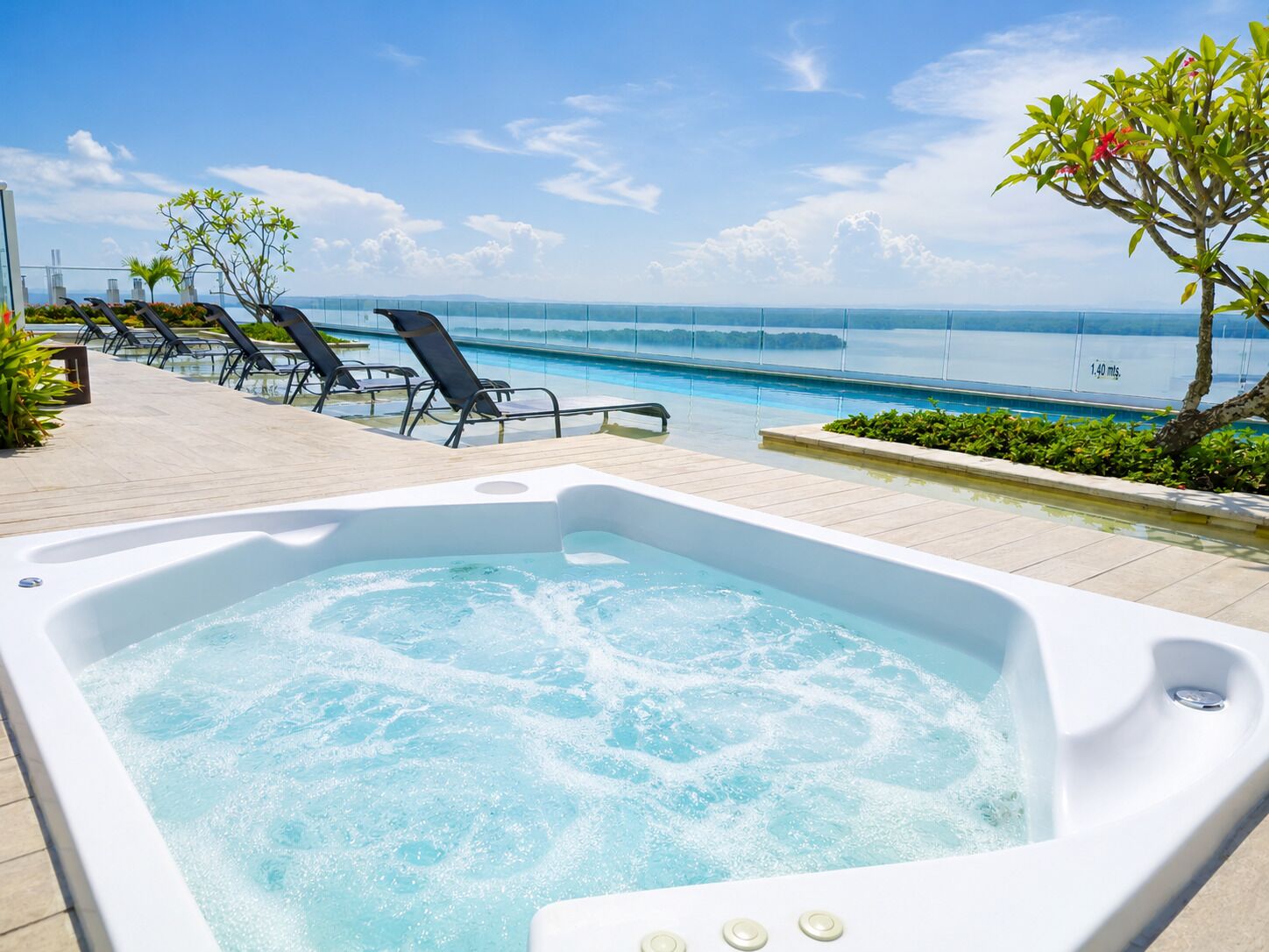 Outdoor spa tub