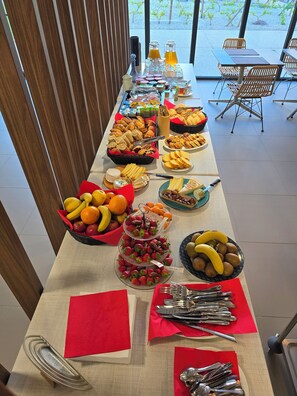 Daily buffet breakfast (EUR 13 per person)
