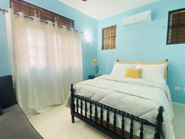 3 Schlafzimmer, Bügeleisen/Bügelbrett, WLAN, Bettwäsche