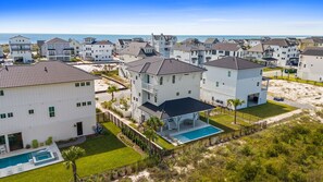 Exterior - Little Bit of Sunshine: Charming Sugar Sands Home, Private Pool, Pet Friendly (Mexico Beach)